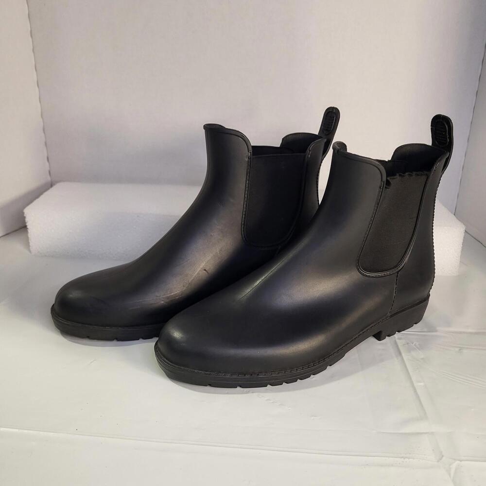 Capelli New York women's  8 rubber black rain boots, chelsea ankle elastic sid
